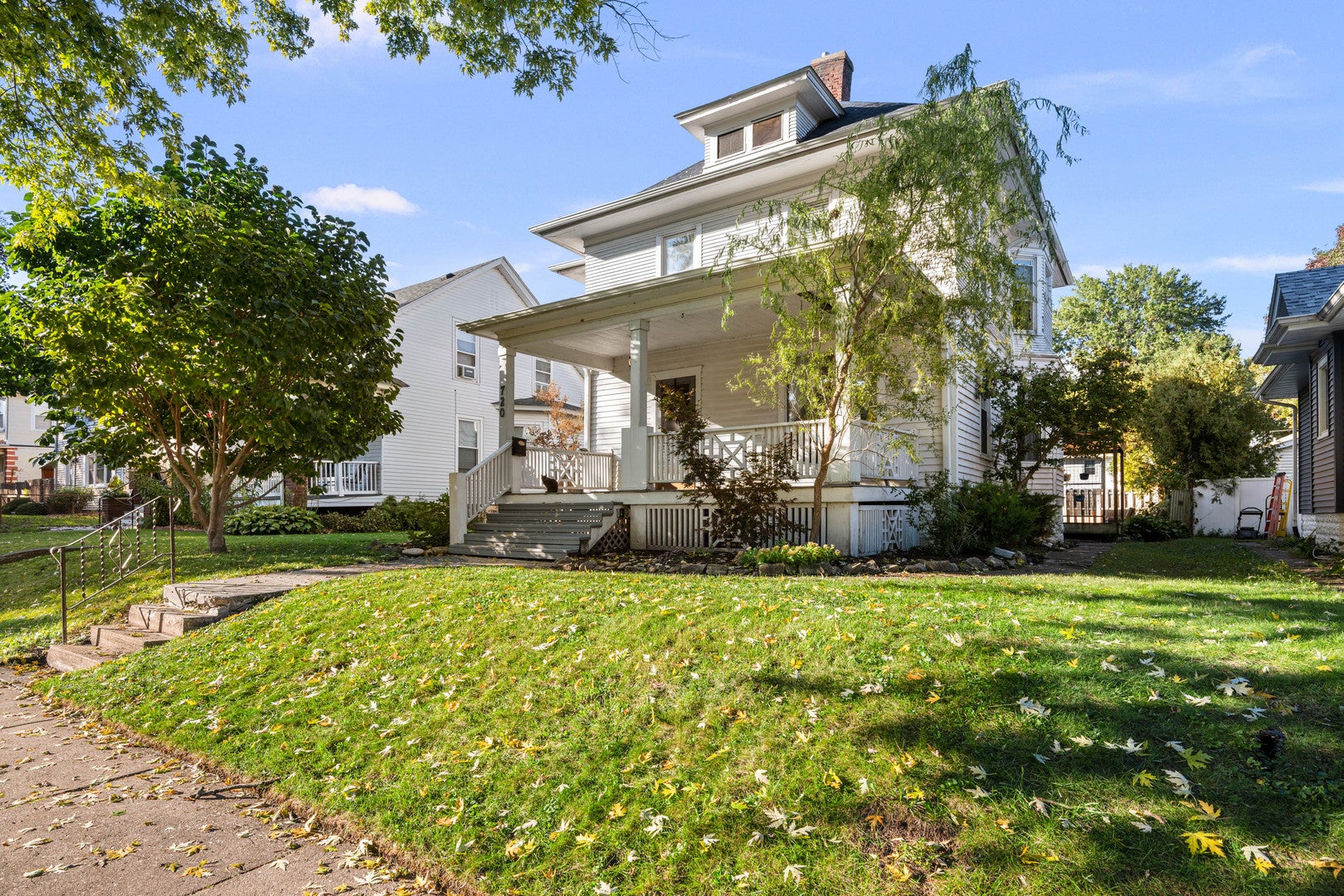 720 E High Street