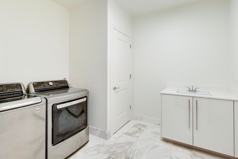 Tiny photo for 363 E Wacker Drive #5506, Chicago, IL 60601 (MLS # 12557259)
