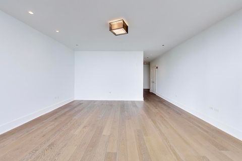 Tiny photo for 363 E Wacker Drive #5506, Chicago, IL 60601 (MLS # 12557259)