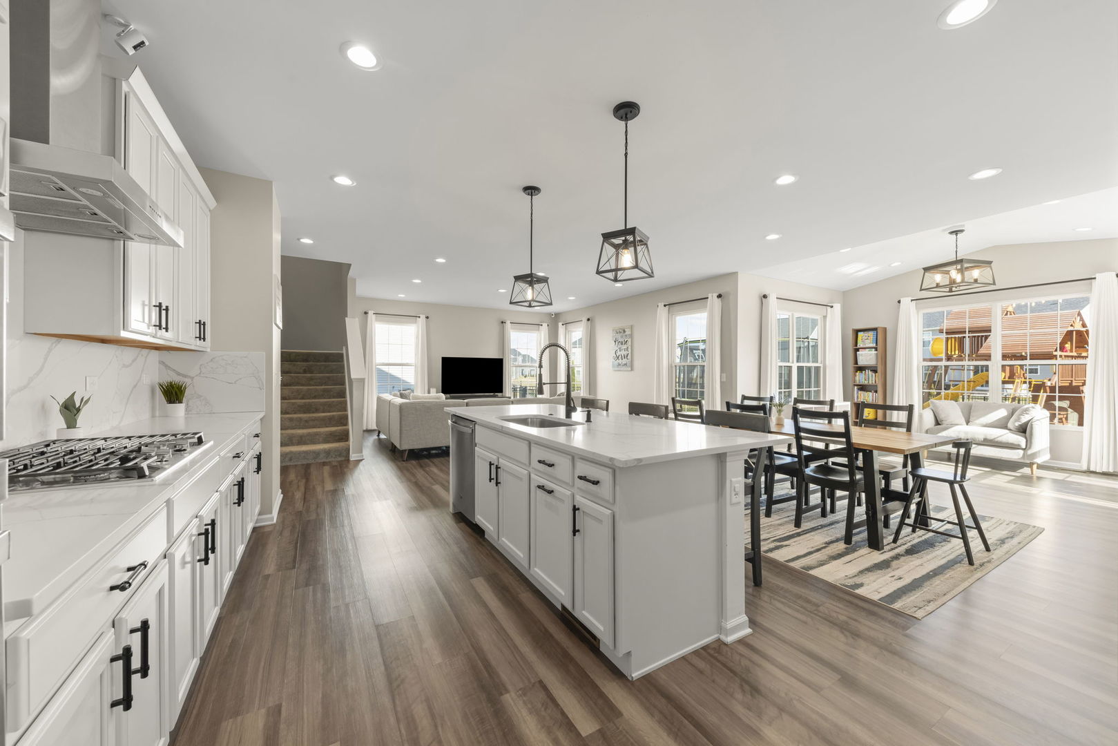 12601 S Poplar Crossing