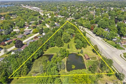 Tiny photo for 19953 W Grand Avenue, Lindenhurst, IL 60046 (MLS # 12476628)