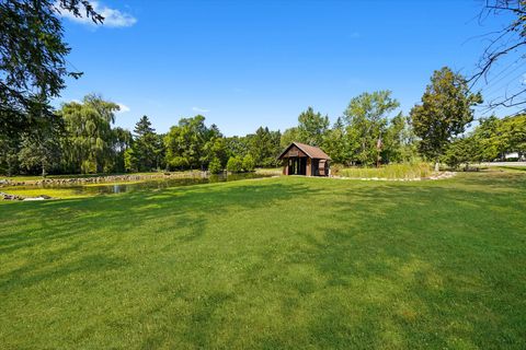 Tiny photo for 19953 W Grand Avenue, Lindenhurst, IL 60046 (MLS # 12476628)