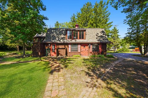 Tiny photo for 19953 W Grand Avenue, Lindenhurst, IL 60046 (MLS # 12476628)