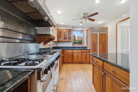 Tiny photo for 718 S Naperville Road, Wheaton, IL 60189 (MLS # 12774723)