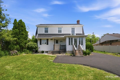 Tiny photo for 718 S Naperville Road, Wheaton, IL 60189 (MLS # 12774723)