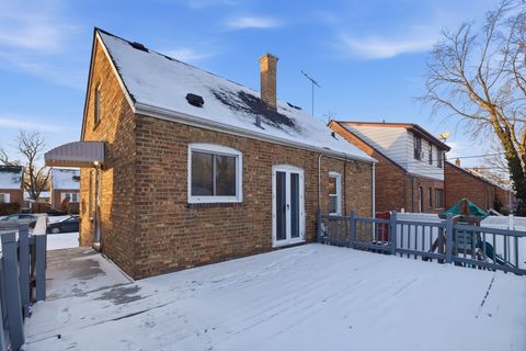 Tiny photo for 18037 Ridgewood Avenue, Lansing, IL 60438 (MLS # 12612704)