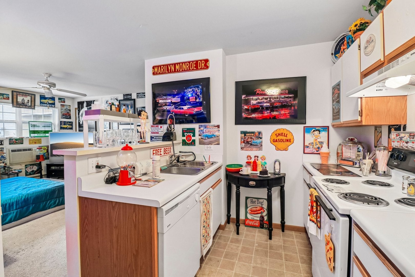 400 Cunat Boulevard 1G