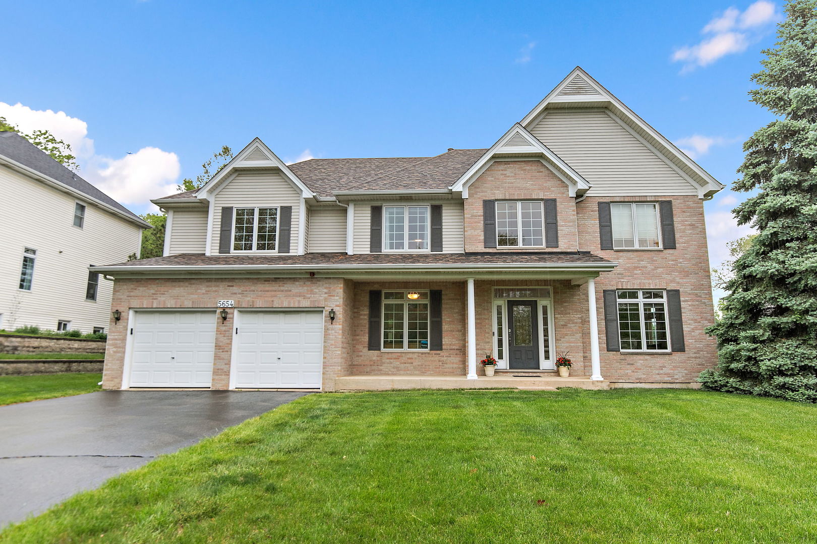 5654 Angouleme Lane