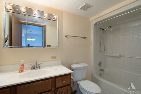 Tiny photo for 9510 S KOLMAR Avenue #407, Oak Lawn, IL 60453 (MLS # 12636701)