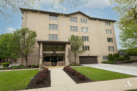 Photo of 9510 S KOLMAR Avenue #407, Oak Lawn, IL 60453 (MLS # 12636701)