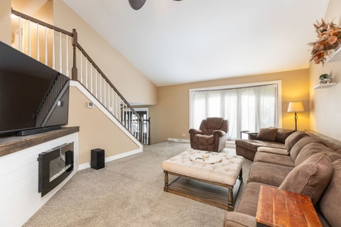 Tiny photo for 22353 S Knyghtwood Drive, Joliet, IL 60404 (MLS # 12740297)