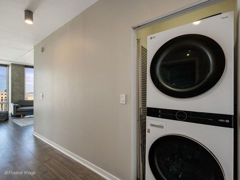 Tiny photo for Chicago, IL 60607 (MLS # 12638856)