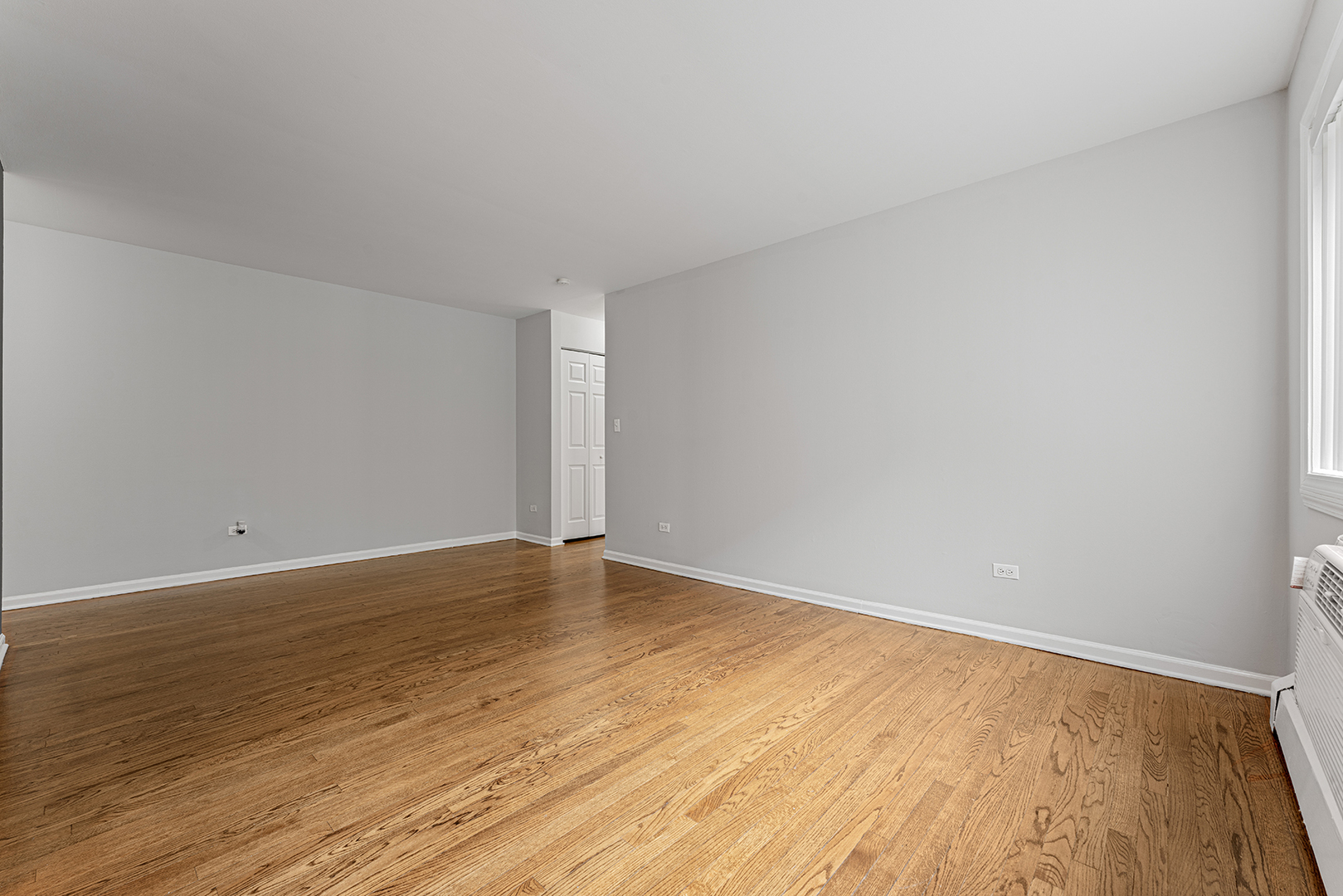 6001 N Kenmore Avenue 304