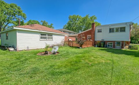 A home in Oakbrook Terrace