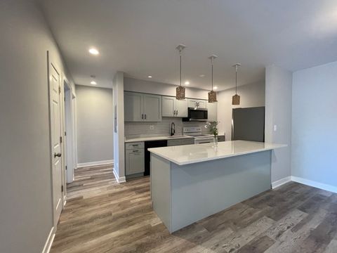Tiny photo for 816 E Old Willow Road #110, Prospect Heights, IL 60070 (MLS # 12493502)