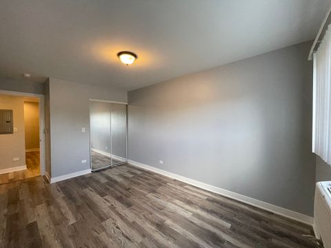 Tiny photo for 816 E Old Willow Road #110, Prospect Heights, IL 60070 (MLS # 12493502)