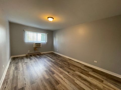 Tiny photo for 816 E Old Willow Road #110, Prospect Heights, IL 60070 (MLS # 12493502)