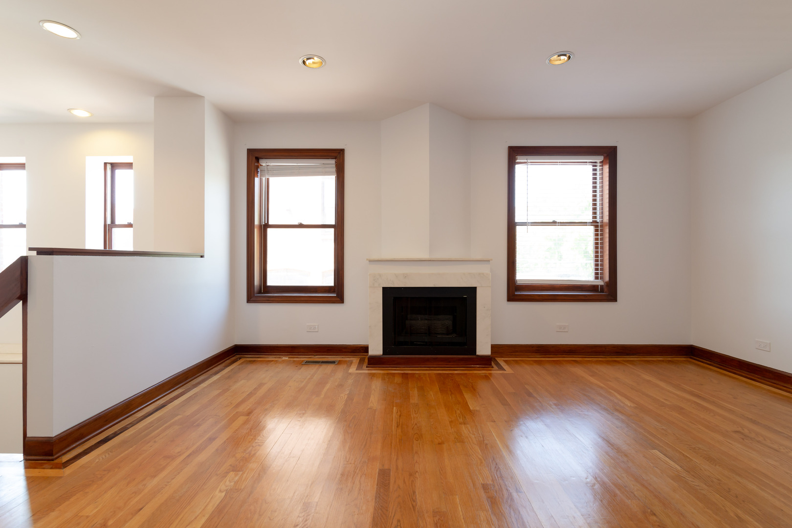 315 S Ashland Avenue 5