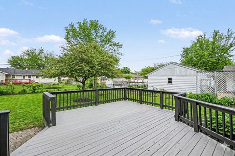 Tiny photo for 750 Duncan Drive, Aurora, IL 60506 (MLS # 12613356)