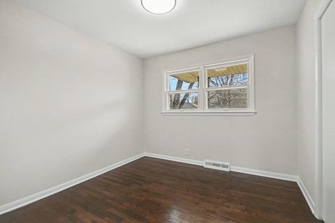 Tiny photo for 750 Duncan Drive, Aurora, IL 60506 (MLS # 12613356)