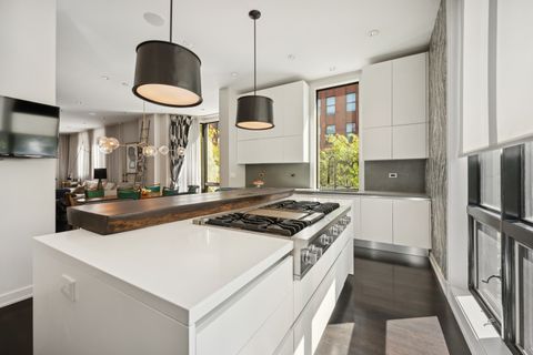 Tiny photo for 640 W Fulton Street #A, Chicago, IL 60661 (MLS # 12555130)