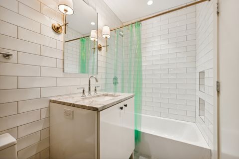 Tiny photo for 640 W Fulton Street #A, Chicago, IL 60661 (MLS # 12555130)