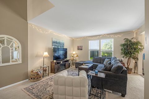 Tiny photo for 1513 Yellowstone Drive, Streamwood, IL 60107 (MLS # 12645687)