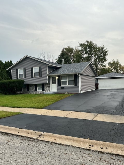 Photo of 4603 S Churchill Drive, Richton Park, IL 60471 (MLS # 12773926)