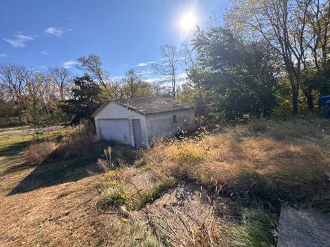 Tiny photo for 1101 Lake Street, Kewanee, IL 61443 (MLS # 12511652)