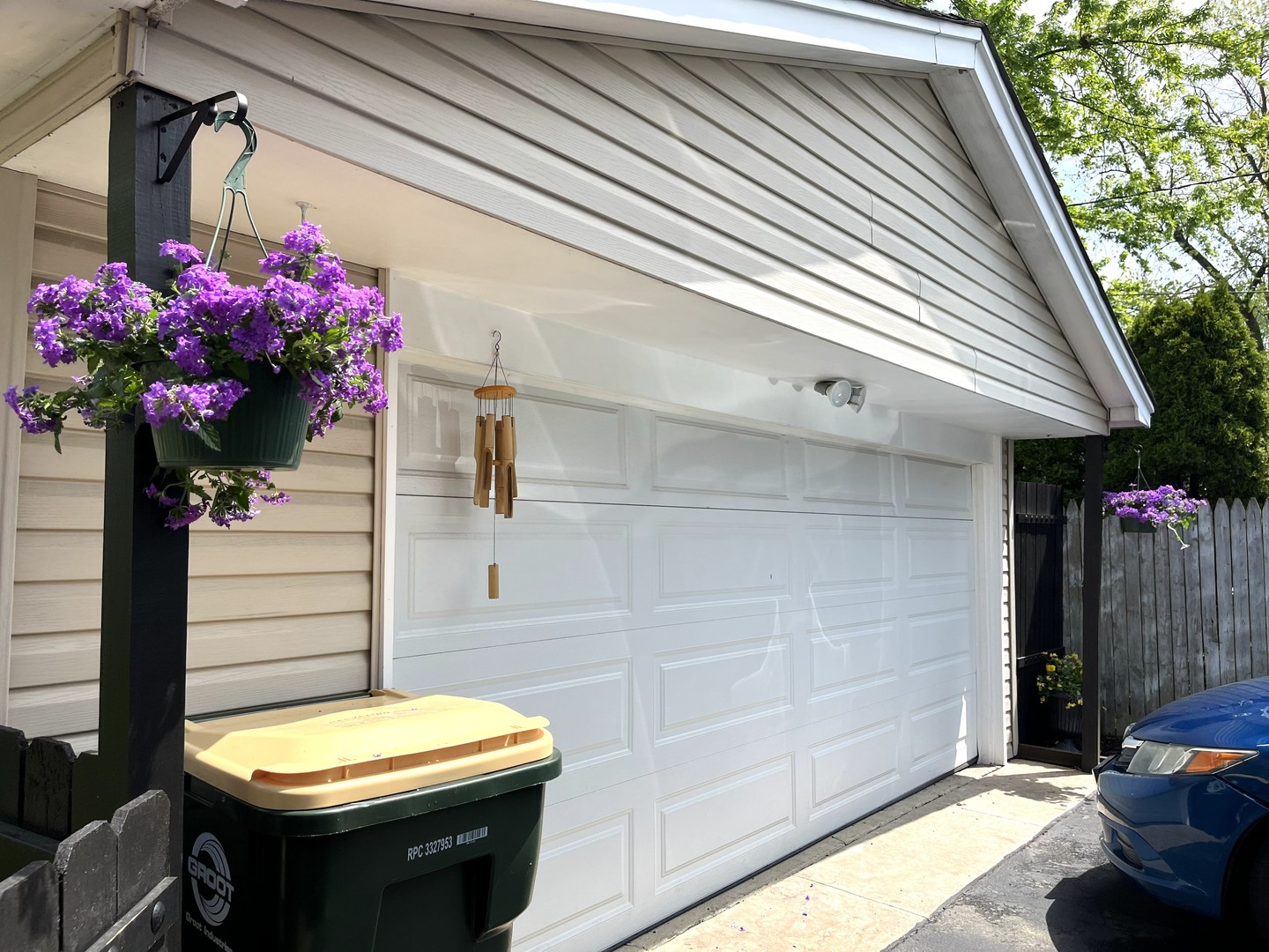 1127 LOTUS Drive
