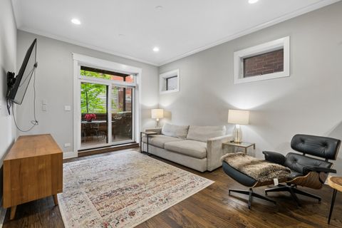 Tiny photo for 2723 N Dayton Street #1, Chicago, IL 60614 (MLS # 12641650)