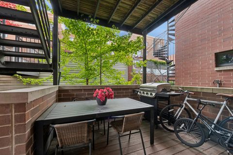 Tiny photo for 2723 N Dayton Street #1, Chicago, IL 60614 (MLS # 12641650)