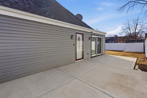 Tiny photo for 34 Sonora Drive, Montgomery, IL 60538 (MLS # 12572362)