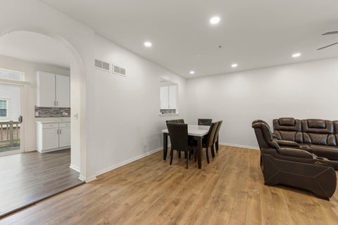 Tiny photo for 2641 N Greenwood Avenue, Arlington Heights, IL 60004 (MLS # 12764135)