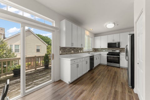 Tiny photo for 2641 N Greenwood Avenue, Arlington Heights, IL 60004 (MLS # 12764135)