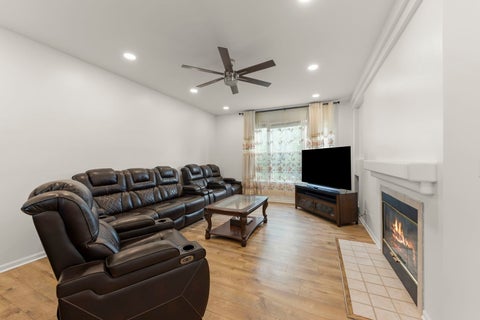 Tiny photo for 2641 N Greenwood Avenue, Arlington Heights, IL 60004 (MLS # 12764135)