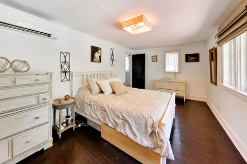 Tiny photo for 322 Oak Circle, Wilmette, IL 60091 (MLS # 12685083)