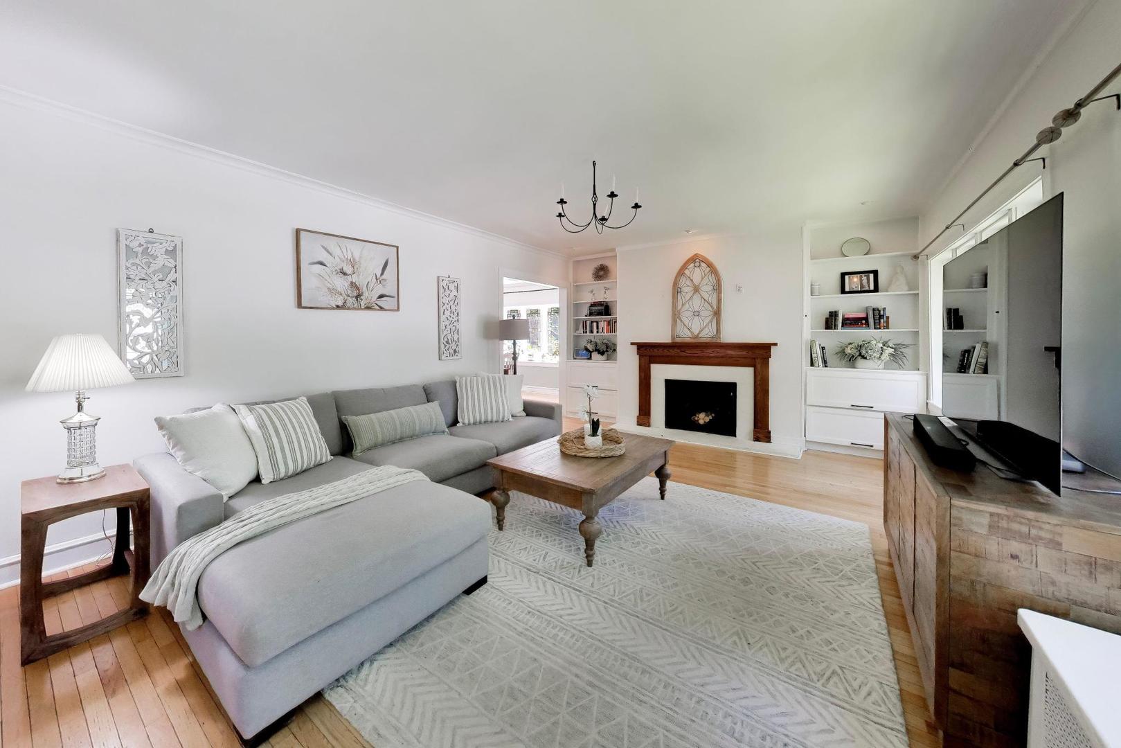 322 Oak Circle