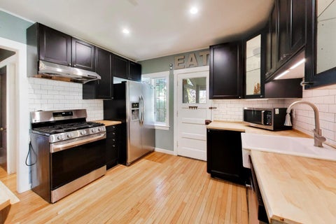 Tiny photo for 322 Oak Circle, Wilmette, IL 60091 (MLS # 12685083)