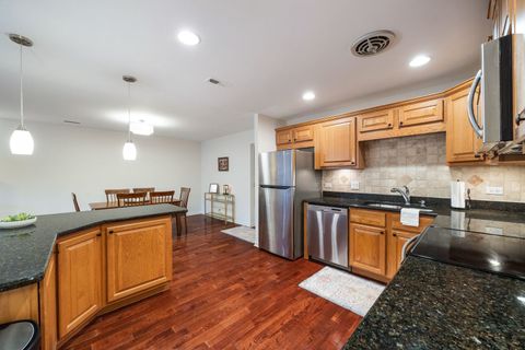 Tiny photo for 221 N Kenilworth Avenue #208, Oak Park, IL 60302 (MLS # 12556685)