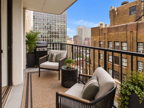 Tiny photo for 1230 N State Parkway #18D, Chicago, IL 60610 (MLS # 12766040)