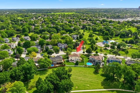 Tiny photo for 450 Potomac Lane, Elk Grove Village, IL 60007 (MLS # 12734469)