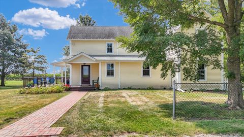 Tiny photo for 1728 County Road 500 E, Champaign, IL 61822 (MLS # 12438669)