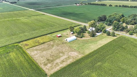 Tiny photo for 1728 County Road 500 E, Champaign, IL 61822 (MLS # 12438669)