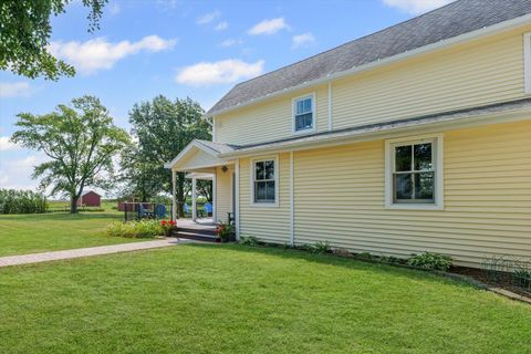 Tiny photo for 1728 County Road 500 E, Champaign, IL 61822 (MLS # 12438669)