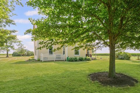 Tiny photo for 1728 County Road 500 E, Champaign, IL 61822 (MLS # 12438669)
