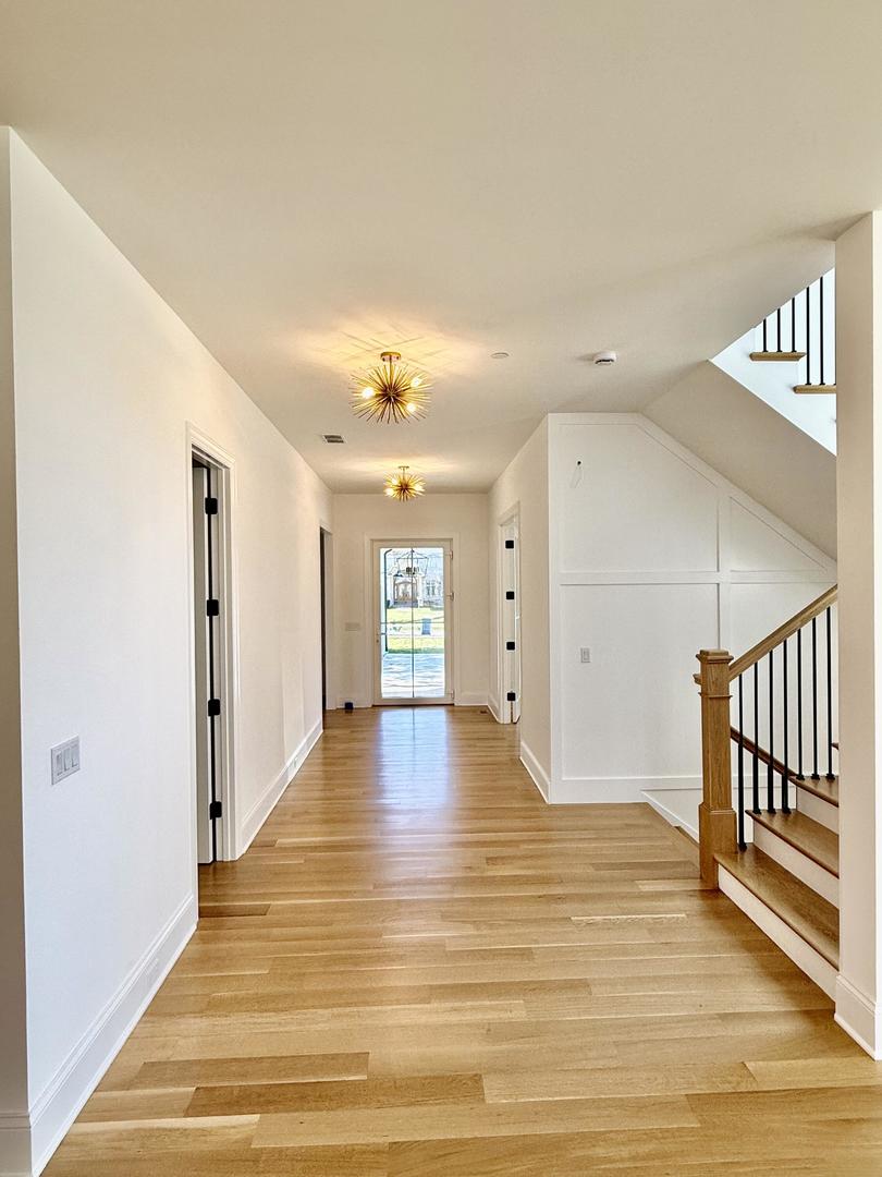 1758 Chapel Court