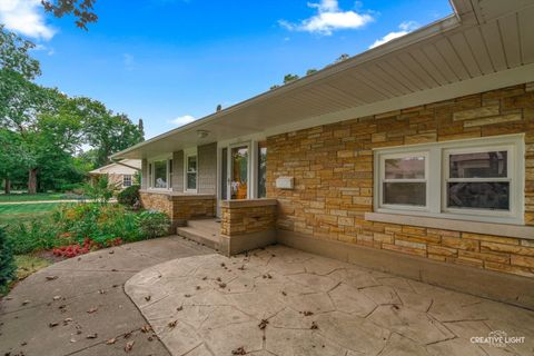 Tiny photo for 1211 James Street, Geneva, IL 60134 (MLS # 12434937)