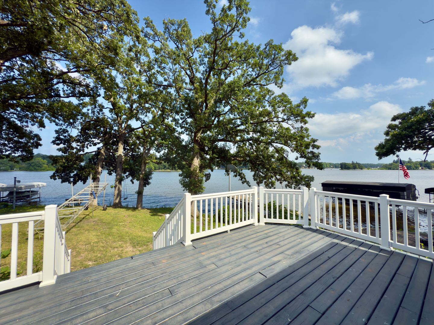 5114 W Lake Shore Drive