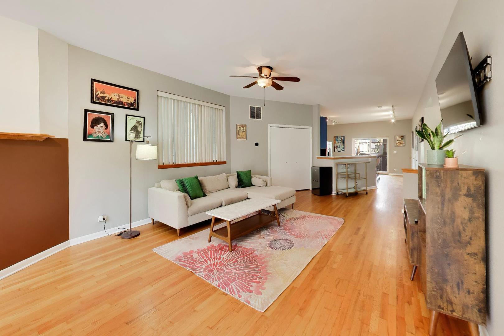 1112 W Fry Street A